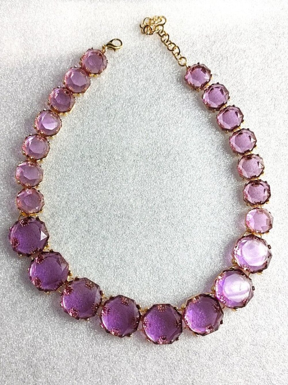 NWOT  Chunky Purple Necklace